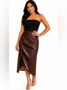 🤎 Brand new with tags MICAS faux leather midi skirt.